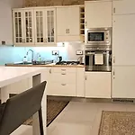 16th-century Building Apartament *