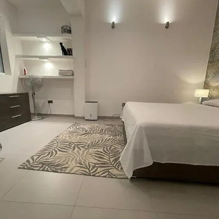 16th-century Building Appartement