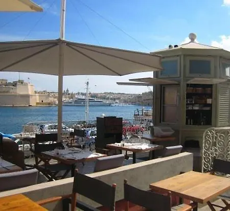 Apartment 16th-century Building Valletta