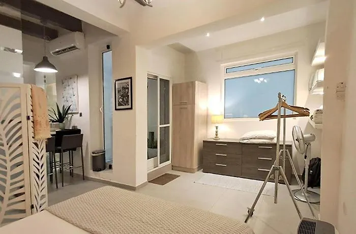 16th-century Building ואלטה